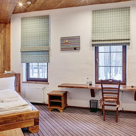 Shpatser Hotel Брюховичи Экстерьер фото