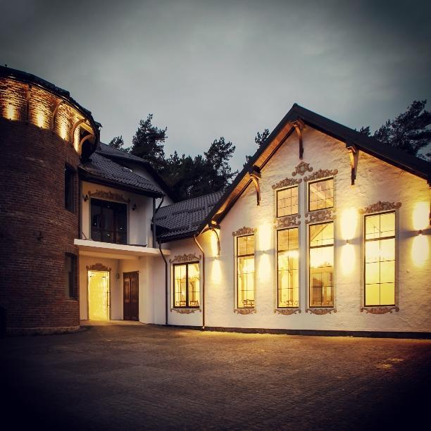 Shpatser Hotel Брюховичи Экстерьер фото